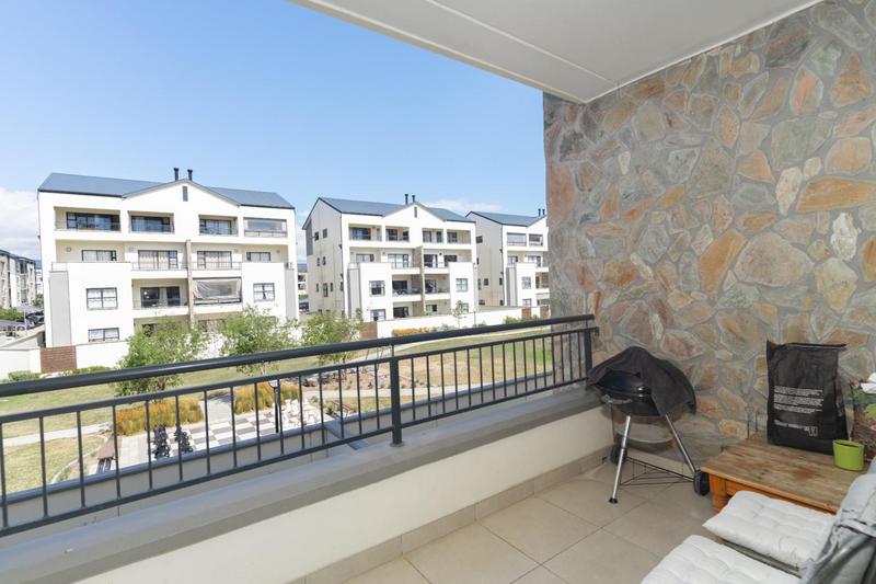 2 Bedroom Property for Sale in The Huntsman Western Cape